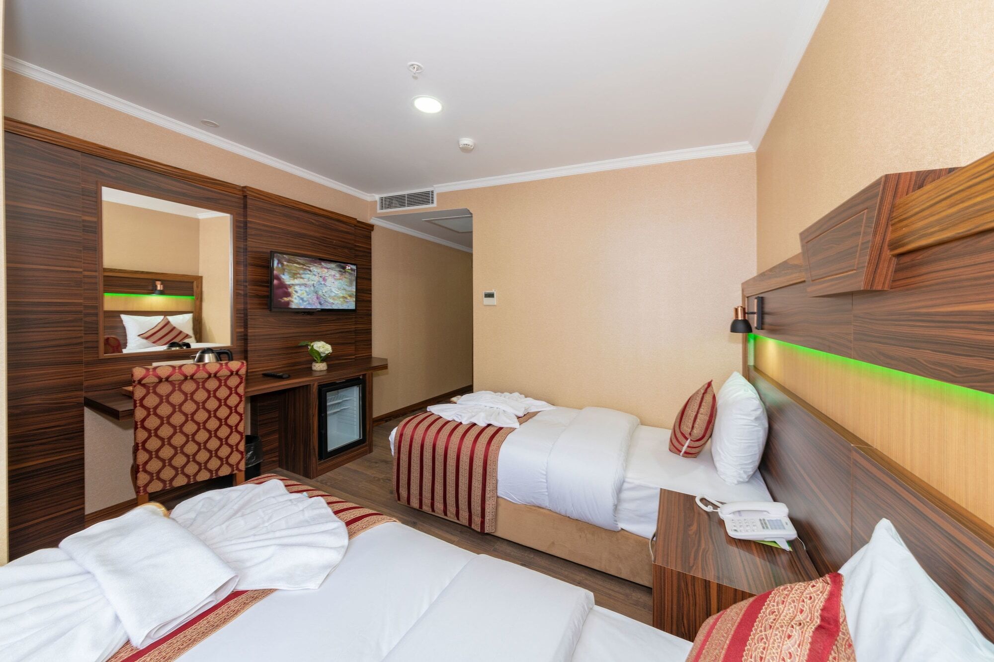 Vision Deluxe Hotel Istanbul Bagian luar foto